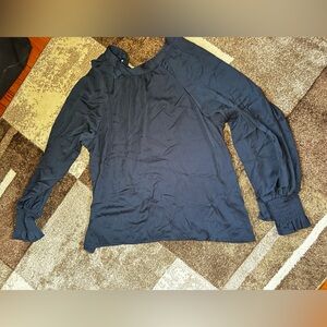 Banana Republic Top; size L; NWT